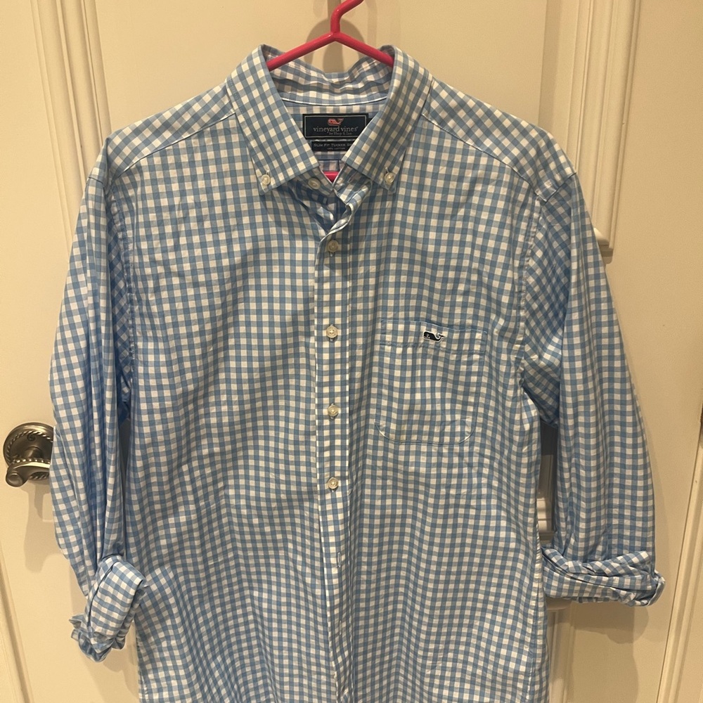 Vineyard Vines Men’s size Medium slim fit Tucker shirt